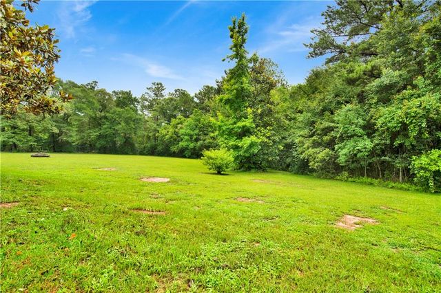 13775 Howells Ferry Road, Wilmer, AL 36587