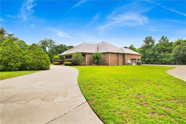 13775 Howells Ferry Road, Wilmer, AL 36587