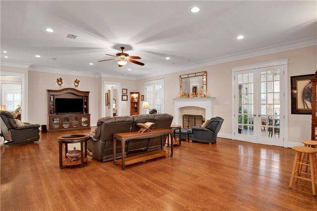 13775 Howells Ferry Road, Wilmer, AL 36587