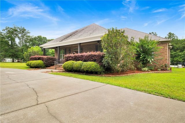 13775 Howells Ferry Road, Wilmer, AL 36587