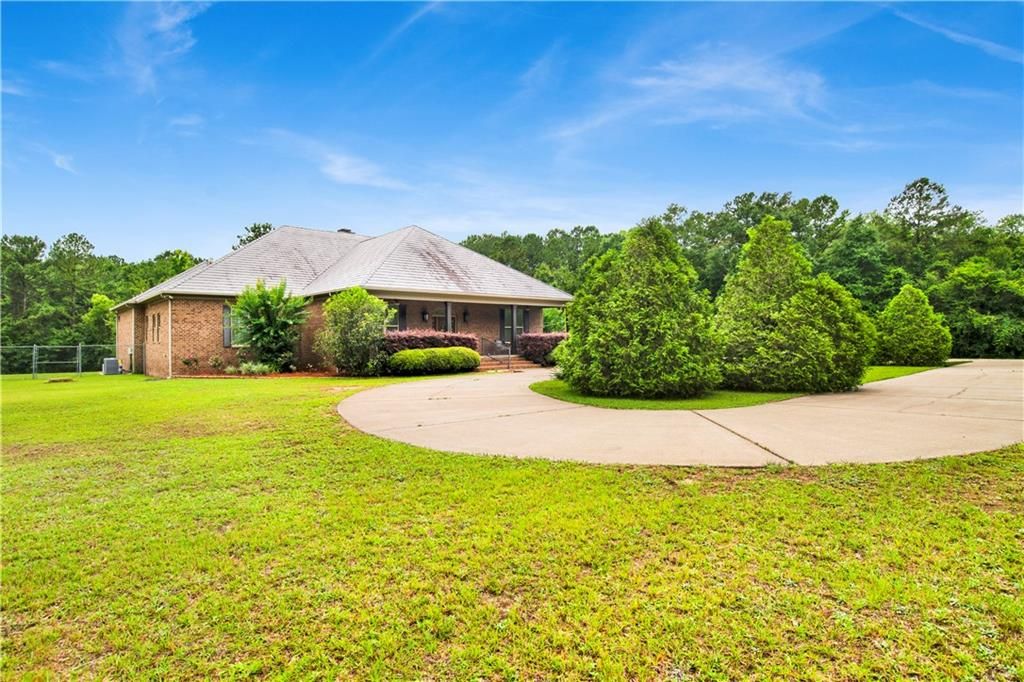 13775 Howells Ferry Road, Wilmer, AL 36587