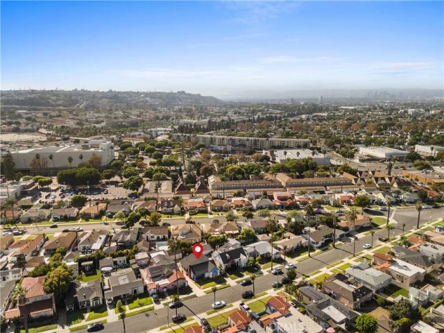 3959 S Bronson Ave, Los Angeles, CA 90008