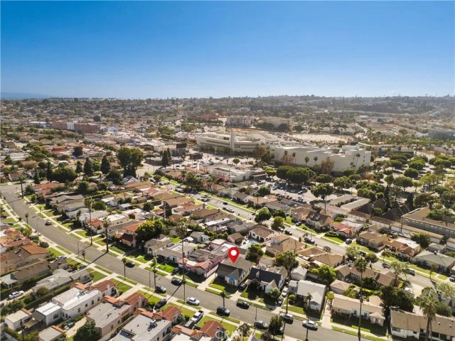 3959 S Bronson Ave, Los Angeles, CA 90008
