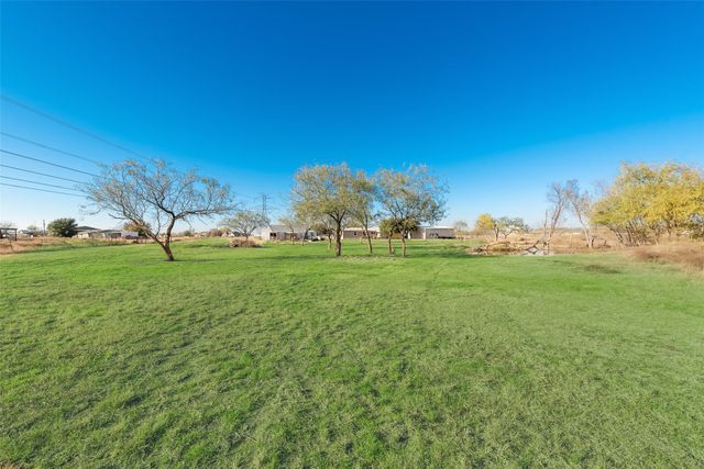 3510 Cattle Drive, Venus, TX 76084