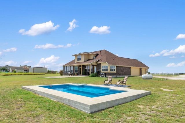 2955 County Road 100, Hutto, TX 78634