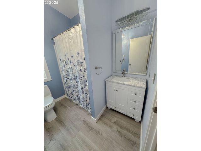 1655 S ELM St, Canby, OR 97013