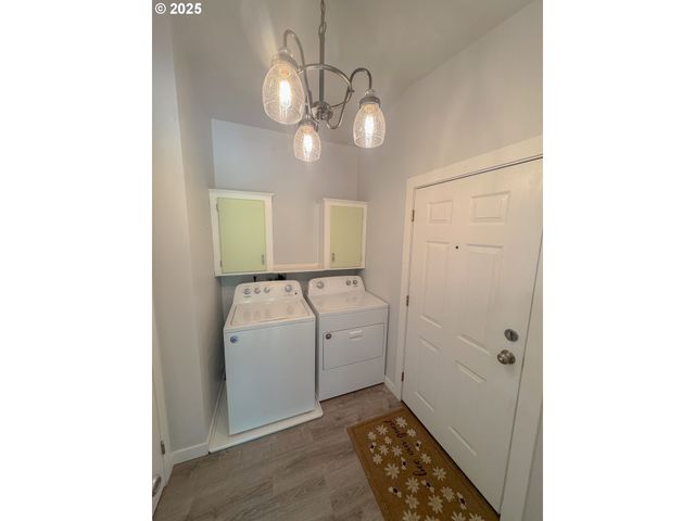 1655 S ELM St, Canby, OR 97013