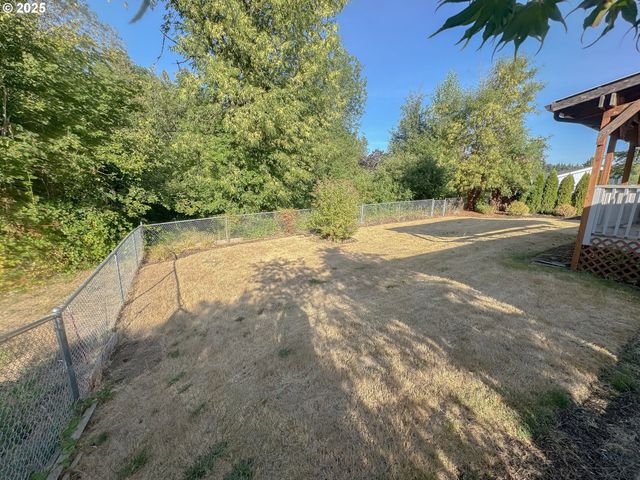 1655 S ELM St, Canby, OR 97013