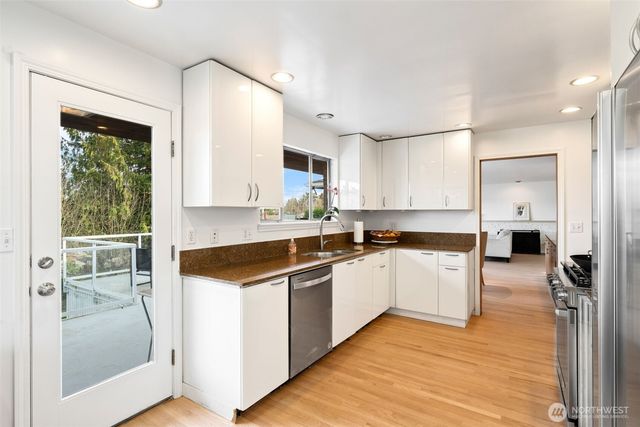 4026 48th Avenue S, Seattle, WA 98118