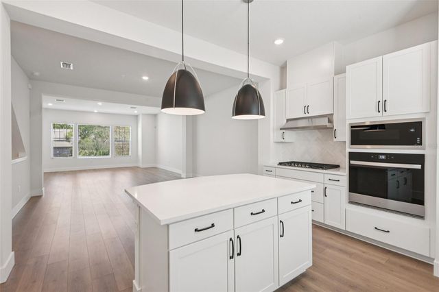 3133 4TH TERRACE N, St Petersburg, FL 33713