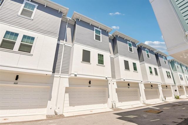3133 4TH TERRACE N, St Petersburg, FL 33713