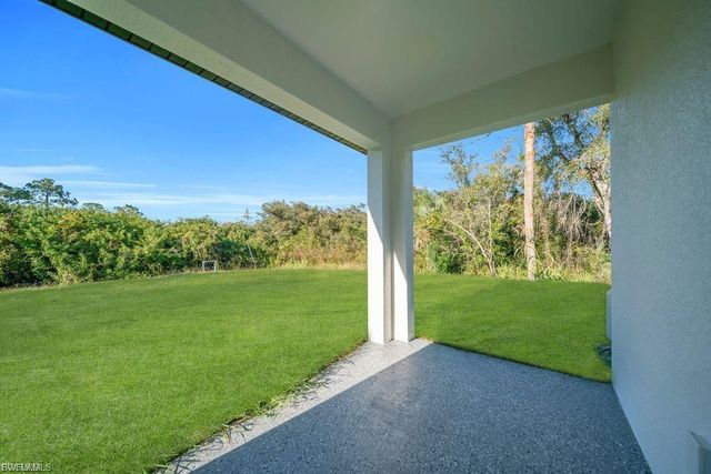 644 Woodcrest DR, Lehigh Acres, FL 33972