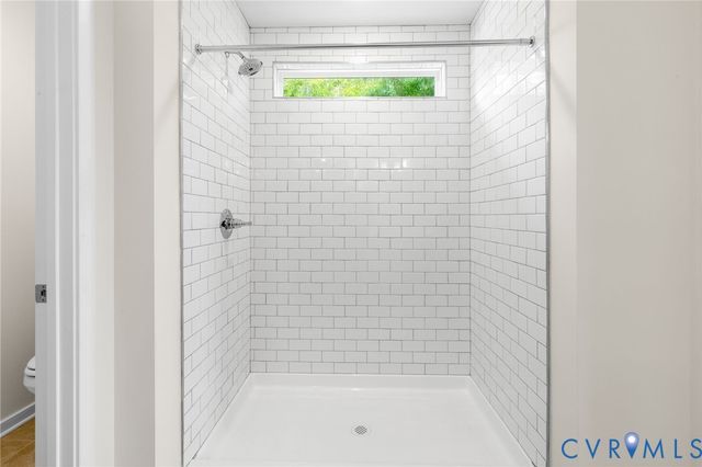 104 Pine Ridge Ln, Farmville, VA 23901