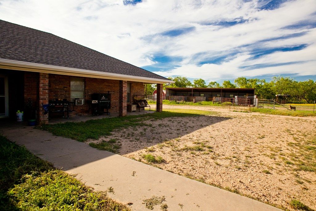 Image 24 of property listing at 10581 Ballard Rd, San Angelo, TX 76901