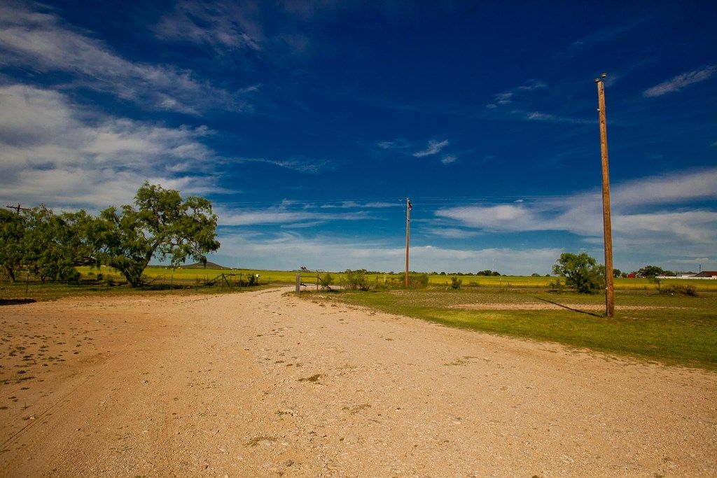 Image 26 of property listing at 10581 Ballard Rd, San Angelo, TX 76901
