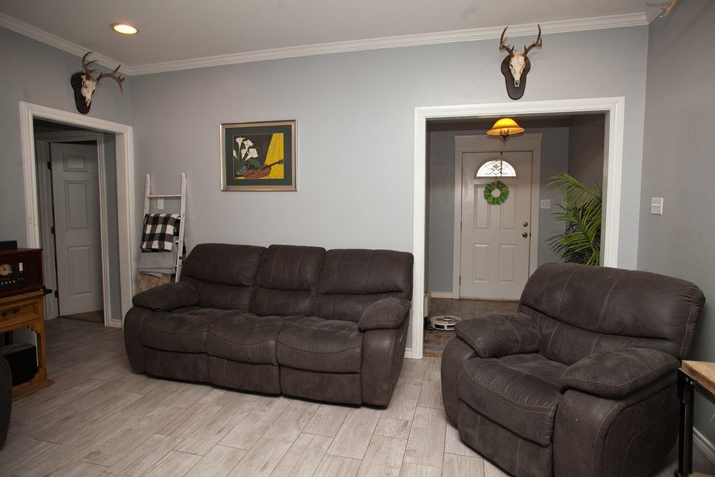 Image 38 of property listing at 10581 Ballard Rd, San Angelo, TX 76901