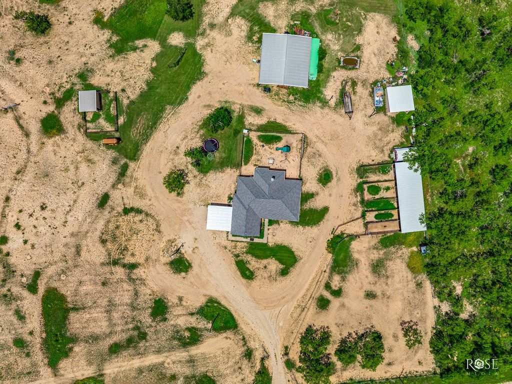 Image 4 of property listing at 10581 Ballard Rd, San Angelo, TX 76901
