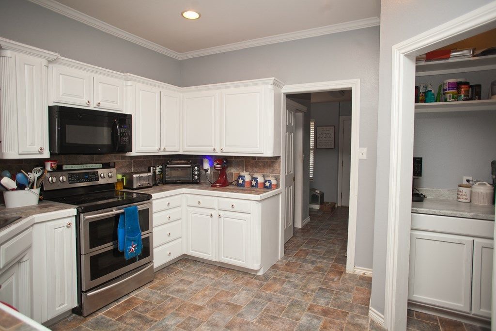 Image 45 of property listing at 10581 Ballard Rd, San Angelo, TX 76901