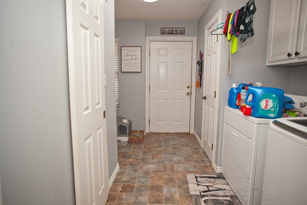Image 49 of property listing at 10581 Ballard Rd, San Angelo, TX 76901