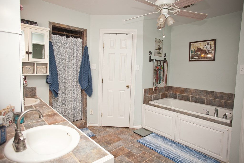 Image 54 of property listing at 10581 Ballard Rd, San Angelo, TX 76901