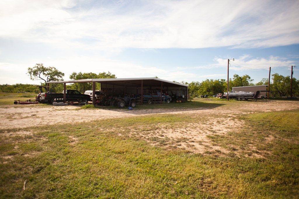Image 68 of property listing at 10581 Ballard Rd, San Angelo, TX 76901