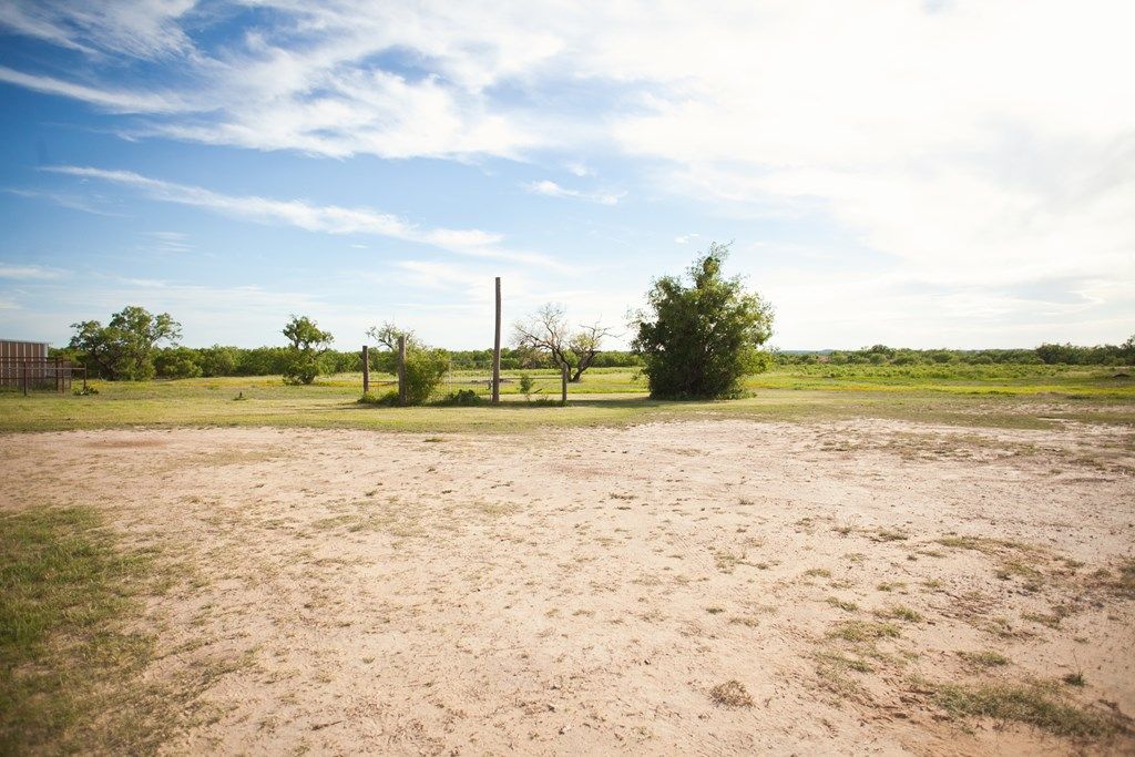 Image 70 of property listing at 10581 Ballard Rd, San Angelo, TX 76901