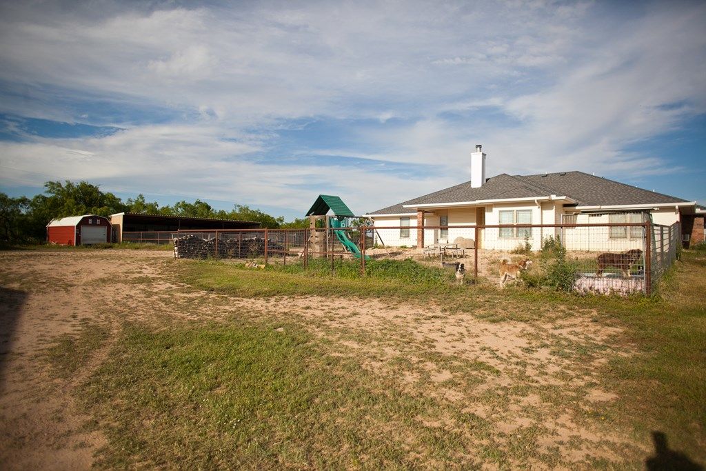 Image 72 of property listing at 10581 Ballard Rd, San Angelo, TX 76901
