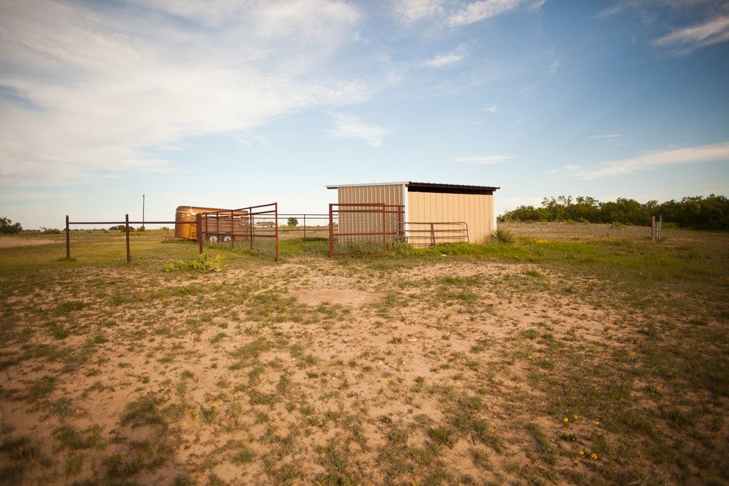 Image 80 of property listing at 10581 Ballard Rd, San Angelo, TX 76901