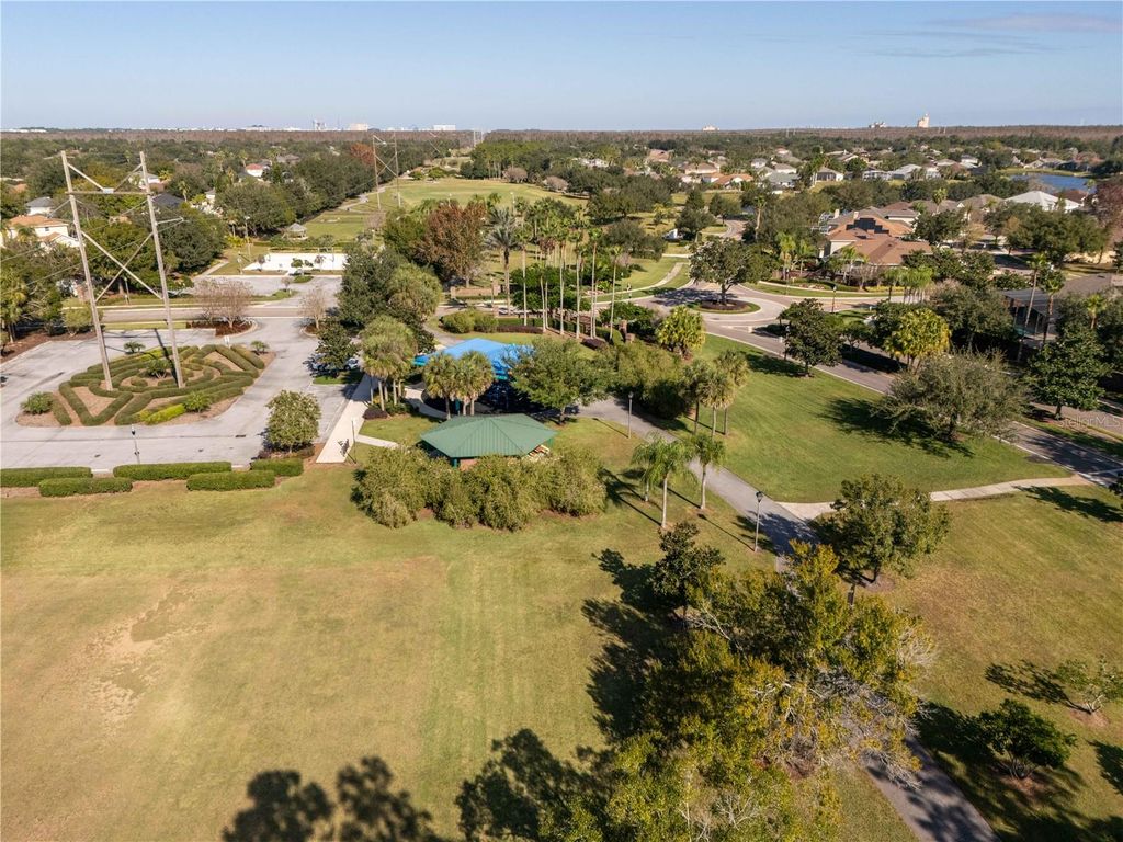 Image 11 of property listing at 14415 ESTRELLA DRIVE, Orlando, FL 32837