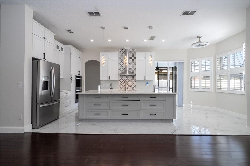 Image 37 of property listing at 14415 ESTRELLA DRIVE, Orlando, FL 32837