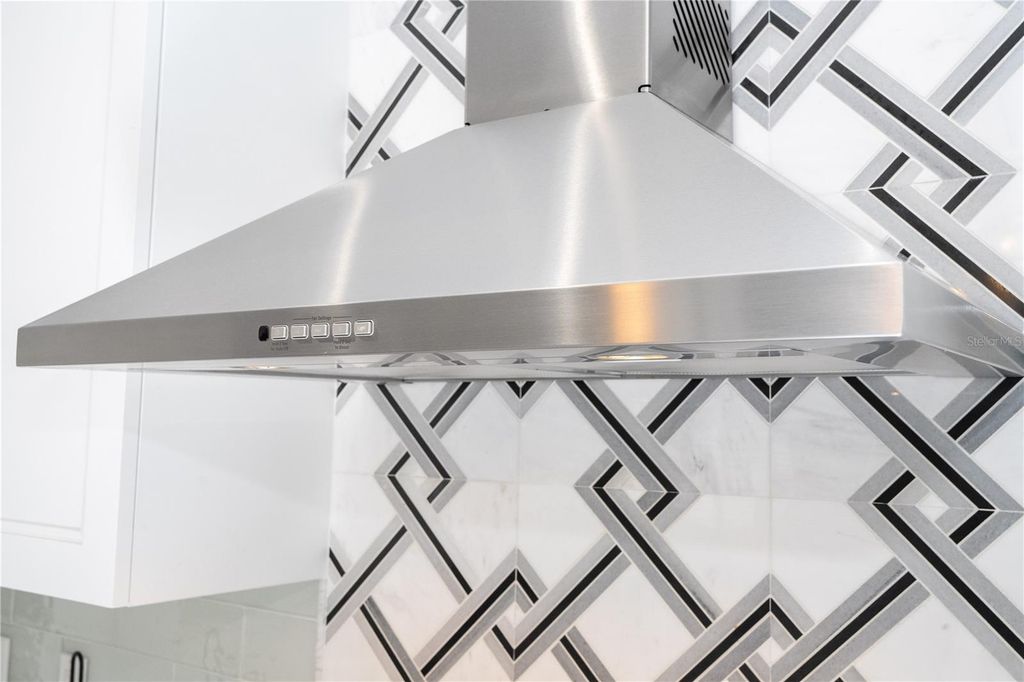 Image 42 of property listing at 14415 ESTRELLA DRIVE, Orlando, FL 32837