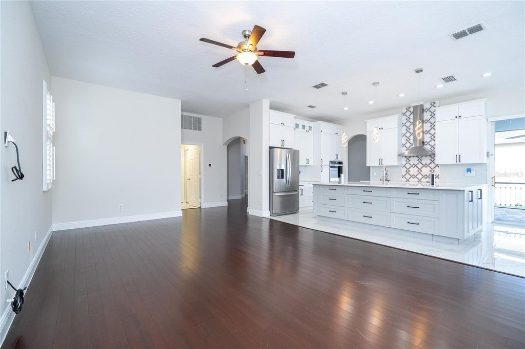 Image 44 of property listing at 14415 ESTRELLA DRIVE, Orlando, FL 32837