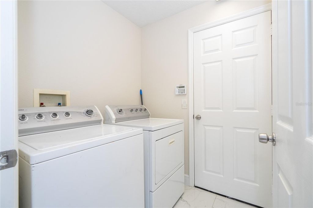 Image 47 of property listing at 14415 ESTRELLA DRIVE, Orlando, FL 32837