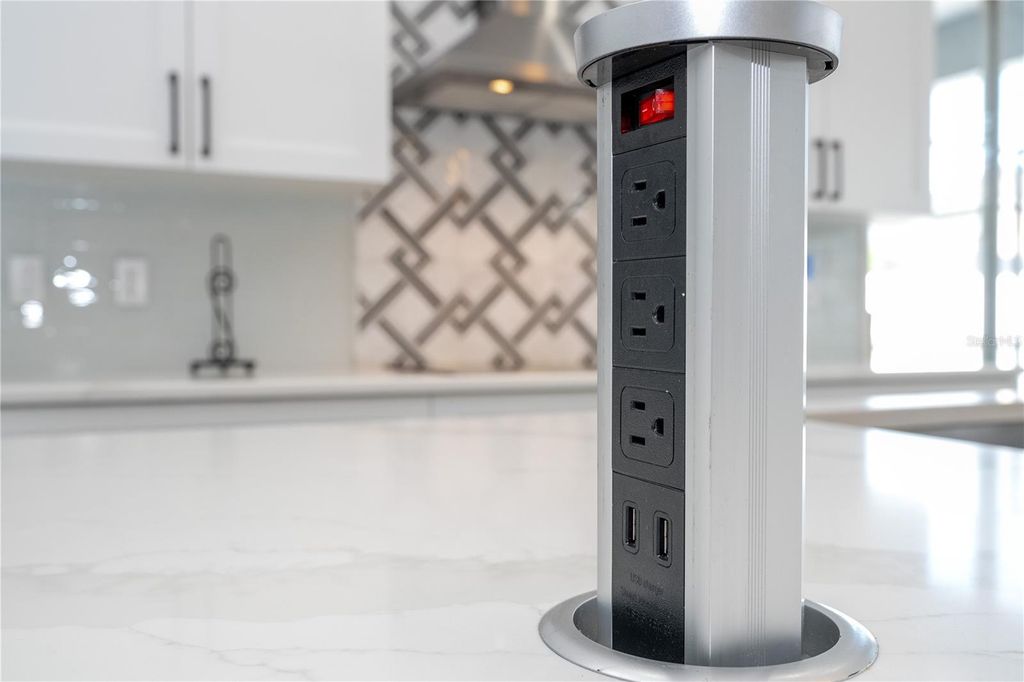 Image 52 of property listing at 14415 ESTRELLA DRIVE, Orlando, FL 32837