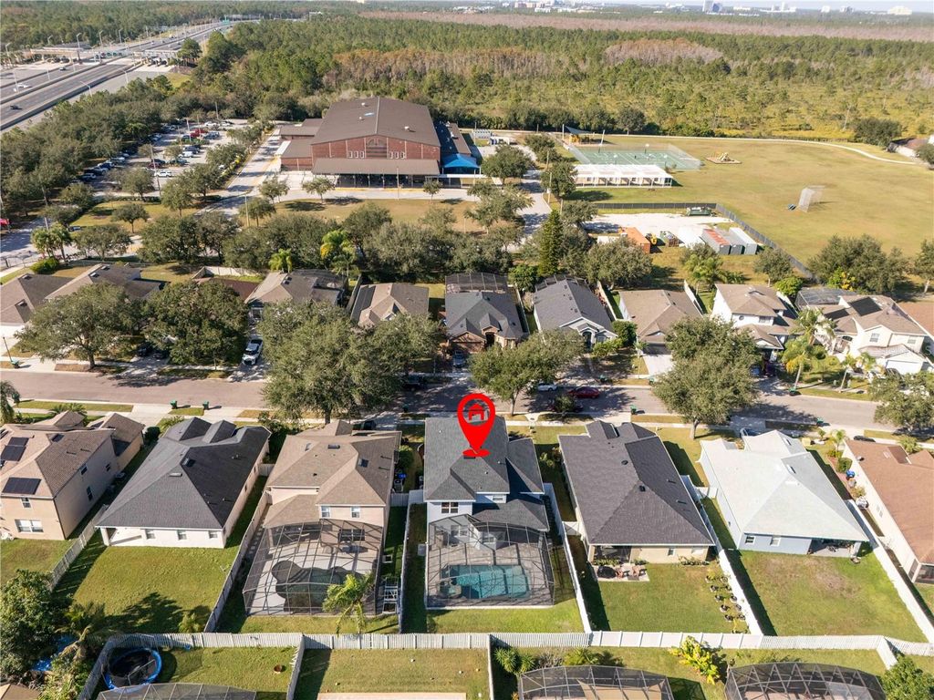 Image 7 of property listing at 14415 ESTRELLA DRIVE, Orlando, FL 32837