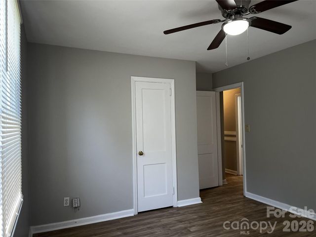 2213 Shamrock Drive, Charlotte, NC 28205