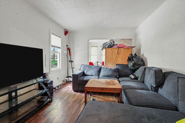 749 Hutchinson Street, Kalamazoo City, MI 49008