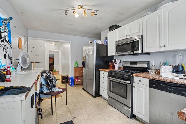 749 Hutchinson Street, Kalamazoo City, MI 49008