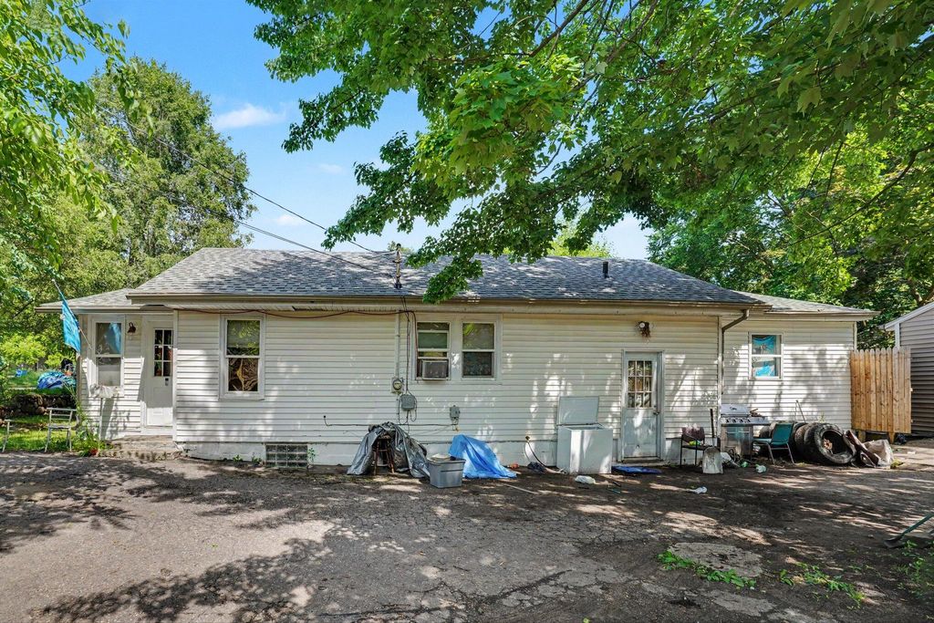 749 Hutchinson Street, Kalamazoo City, MI 49008