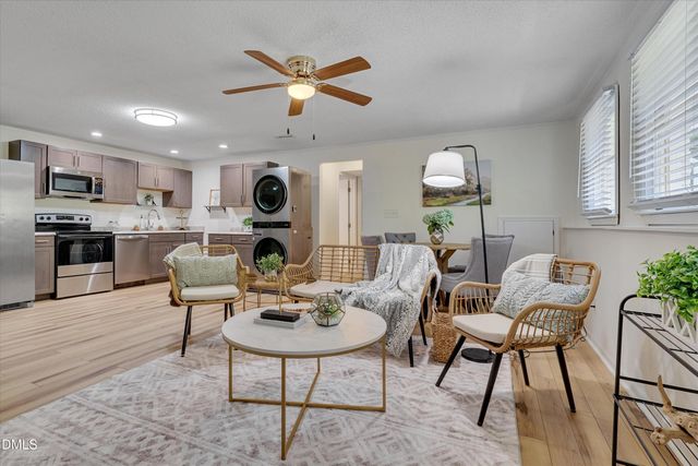 4901 Rollingwood Drive, Durham, NC 27713