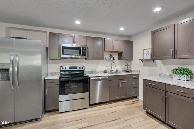 4901 Rollingwood Drive, Durham, NC 27713