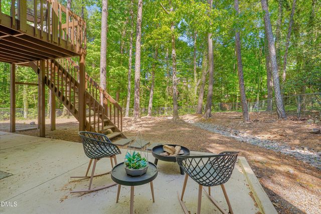 4901 Rollingwood Drive, Durham, NC 27713