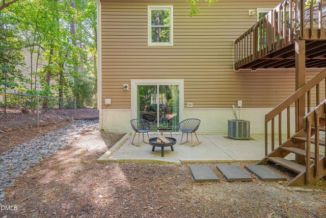 4901 Rollingwood Drive, Durham, NC 27713