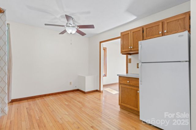 16 Saint Andrews Drive, Taylorsville, NC 28681