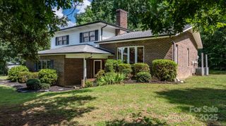 16 Saint Andrews Drive, Taylorsville, NC 28681