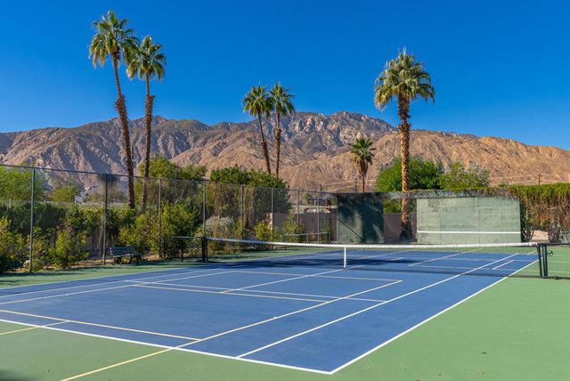 337 Westlake Terrace, Palm Springs, CA 92264