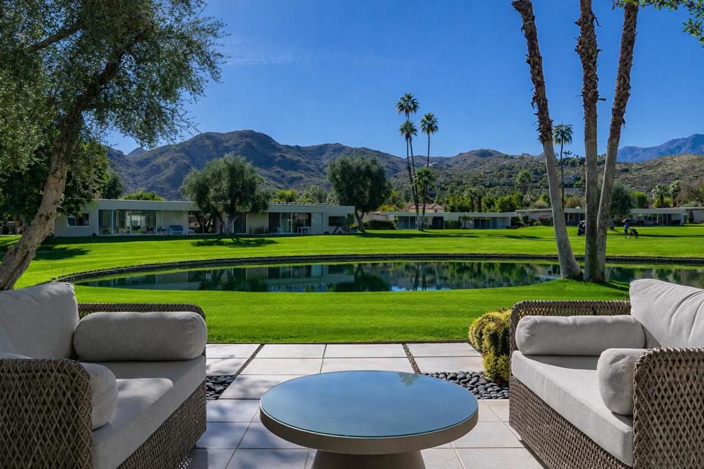 337 Westlake Terrace, Palm Springs, CA 92264