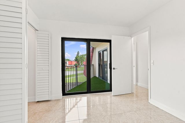 3801 VICTORIA Drive, West Palm Beach, FL 33406