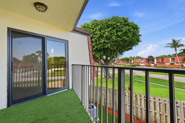 3801 VICTORIA Drive, West Palm Beach, FL 33406