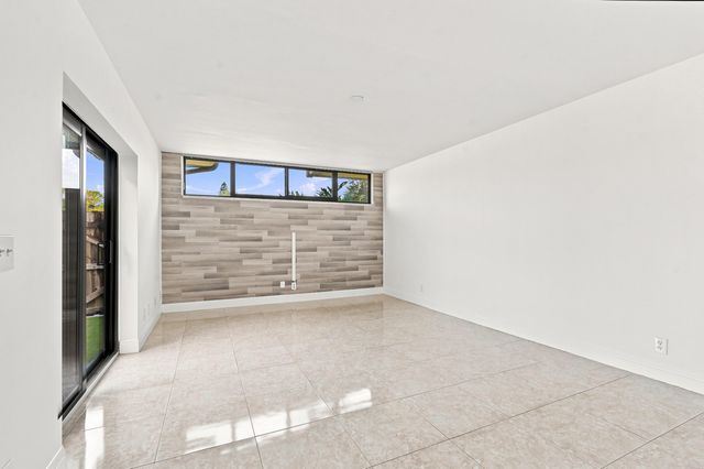 3801 VICTORIA Drive, West Palm Beach, FL 33406